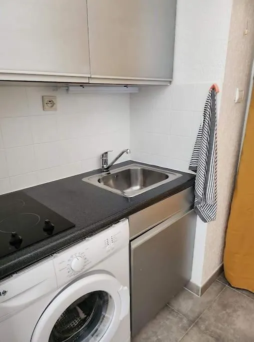 Appartement Joli Studio Renove Dans Station Balneaire. à Saint-Mandrier-sur-Mer France