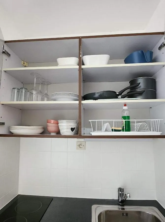 Appartement Joli Studio Renove Dans Station Balneaire. à Saint-Mandrier-sur-Mer